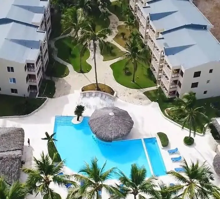 Beautiful Beachfront Penthouse 2 Bdrm 2 Bath Condo Кабарете